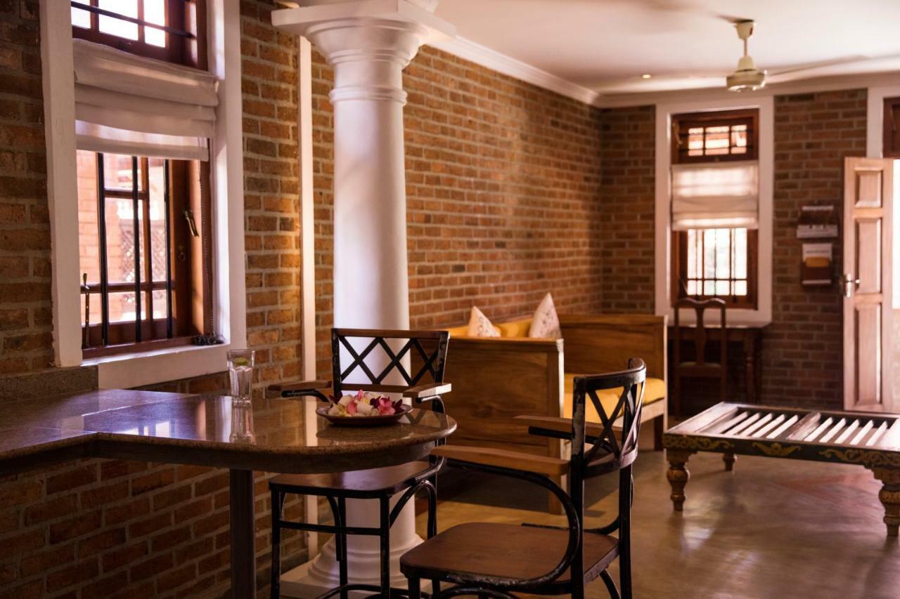 Villa Araliya Negombo Exterior photo