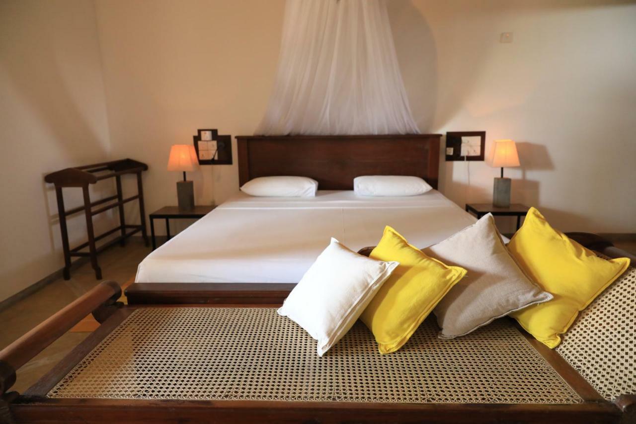 Villa Araliya Negombo Exterior photo