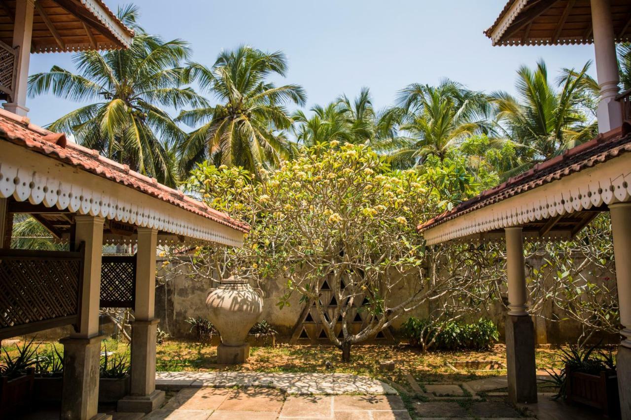 Villa Araliya Negombo Exterior photo